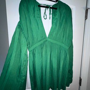 PTL - GREEN PLUNGE PLEATED ROMPER